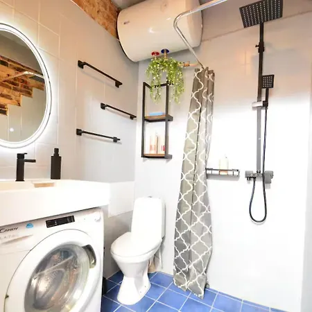 Διαμέρισμα Lovely&cozy Authentic Atmosphere *